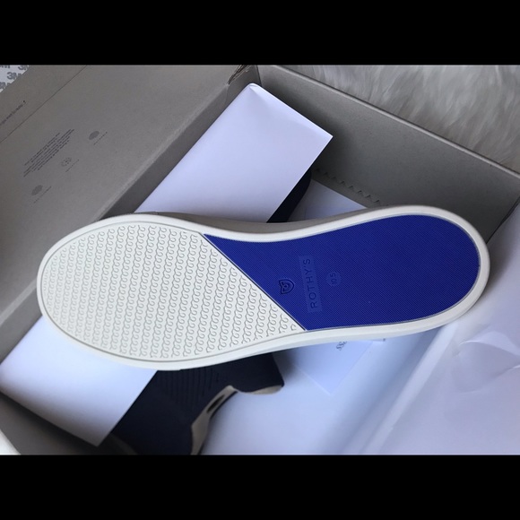 *Limited Edition* Rothy's The Chelsea
NIGHTFALL SIZE: 10.5 - Picture 6 of 12